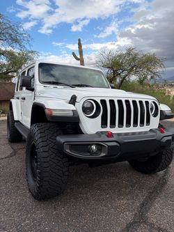 2018 JEEP WRANGLER JL FULLY LOADED….SO MANY OPTIONS ANA UPGRADES