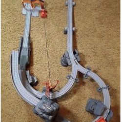 Thomas and Friends Trackmaster Risky Rails Bridge Drop Toy