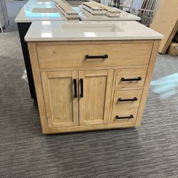 36” Bathroom Vanity In Wood Color