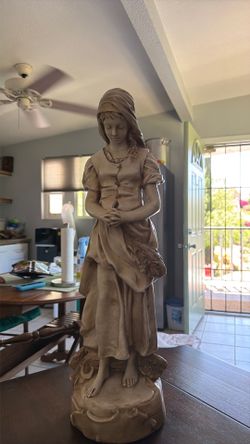 Vintage Figurine Statue of a Young Woman