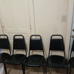 Set of 5 Stackable Metal chairs