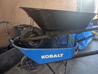 P6-SF-K Kobalt 6-cubic-foot wheelbarrow