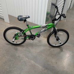 20 In Boy Bike