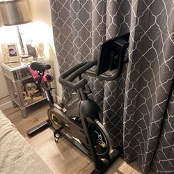 Stationary Fitness Bike 