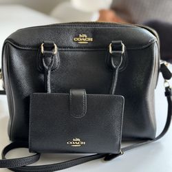 Coach Shoulder Bag & Wallet (bundle)