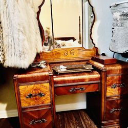 All-Original Antique Waterfall Vanity. The top has three separate “Waterfall” levels over the drawers and a lovely Key-hole leg area. (See Photos).