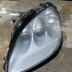 2006-2013 Corvette Headlight Assembly