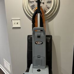 Heavy Duty Vacuum Cleaner