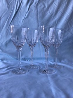 Mikasa Stemware set of 4