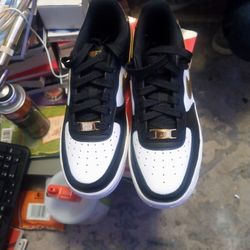 Kids Nike Air Force 1's  shoes  Size 4
