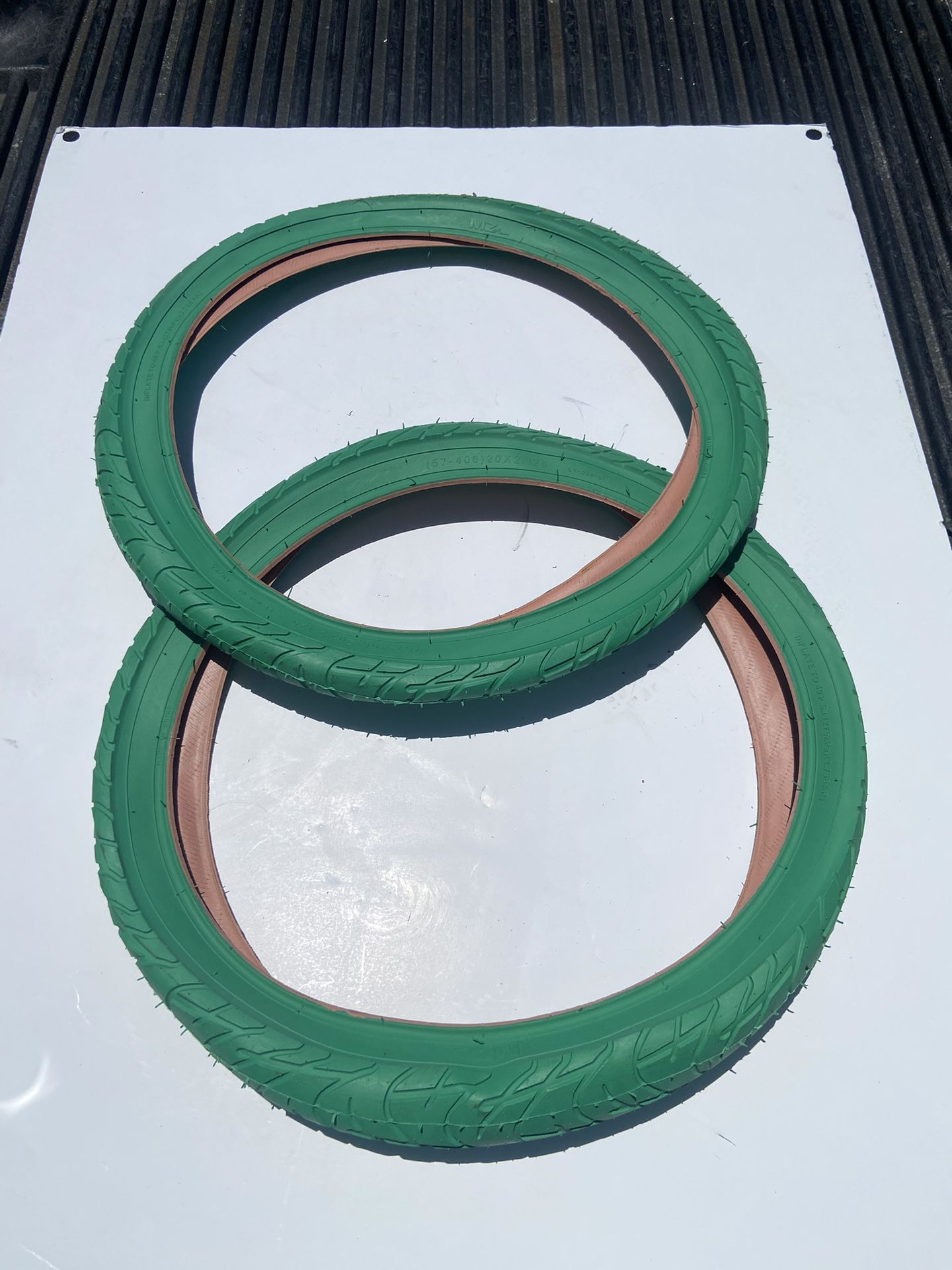GREEN BMX TIRES 20 INCH FOR THE PAIR NEW