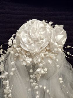 Wedding Dress & Headpiece Thumbnail