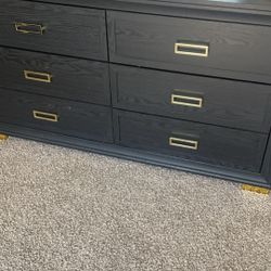 Queen Size Bedroom Set 