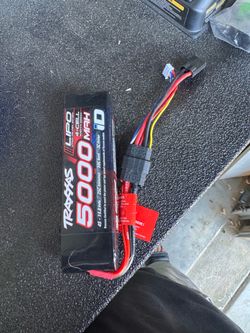 Traxxas battery