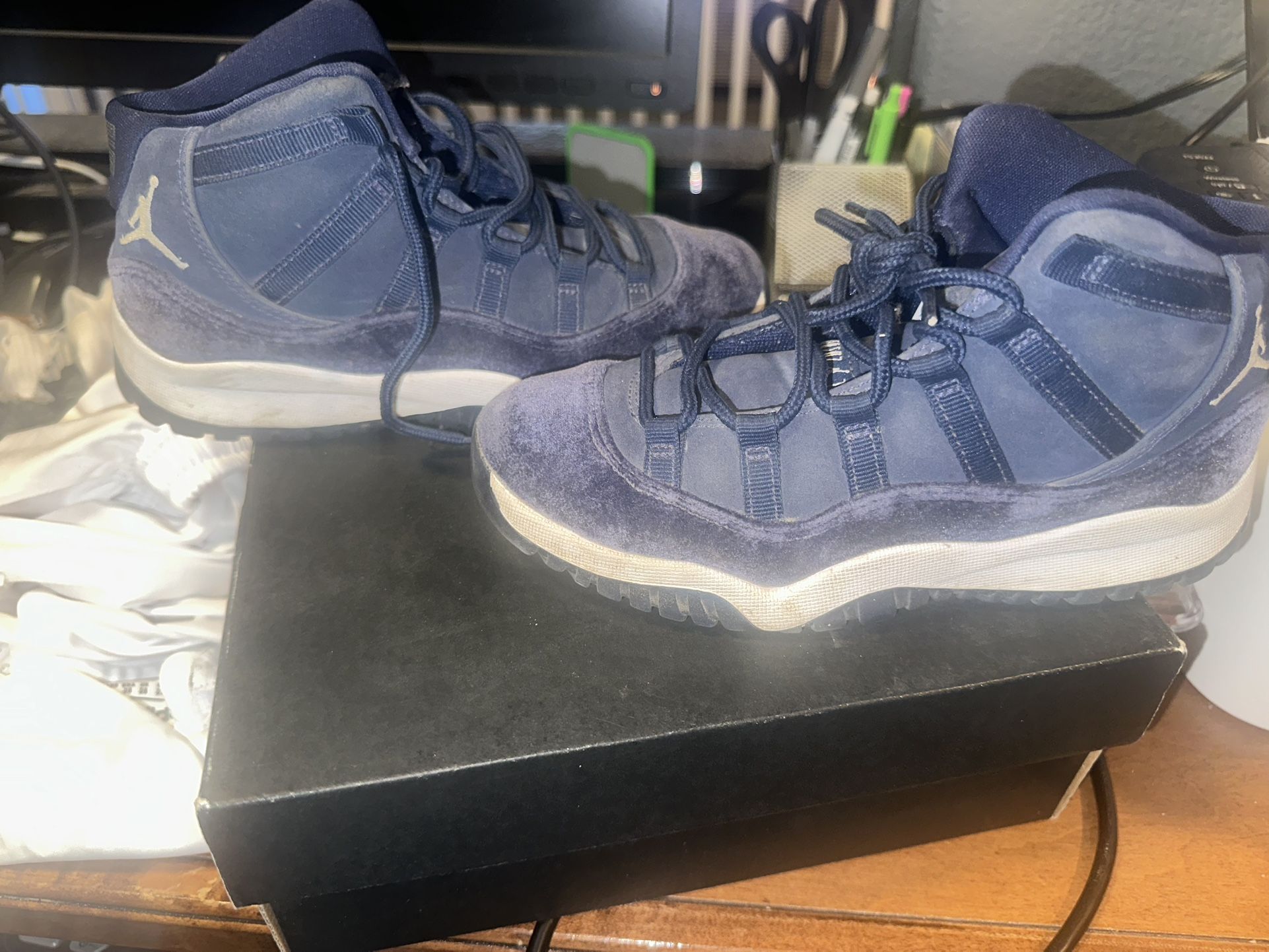Retro Jordan 11 Suede navy