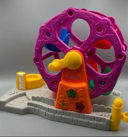 Fisher Price Little People Musical Lights and Sounds Ferris Wheel Playset