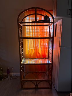 Vintage rattan book shelf’s