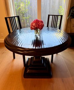 Custom 40” Round Pedestal Dining Table & 2 Cushioned Chairs – Perfect for Small Spaces
