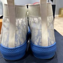 Diors B23 High ‘Dior Oblique Gradient Blue’