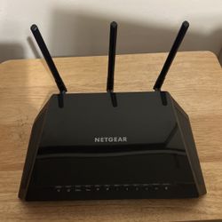 Netgear AC1750 WiFi Router 