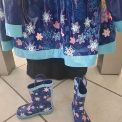 Frozen Raincoat And Boots