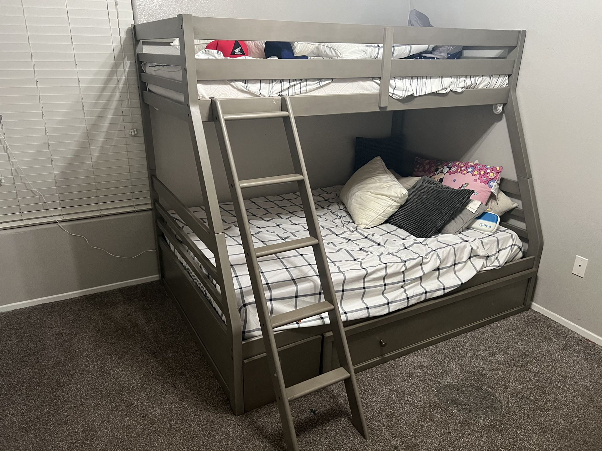 Twin over Full Bunk Bed with 1 Large Storage Drawer