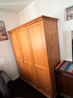 dresser