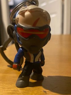 Soldier 76 ànd Hanzo keychains