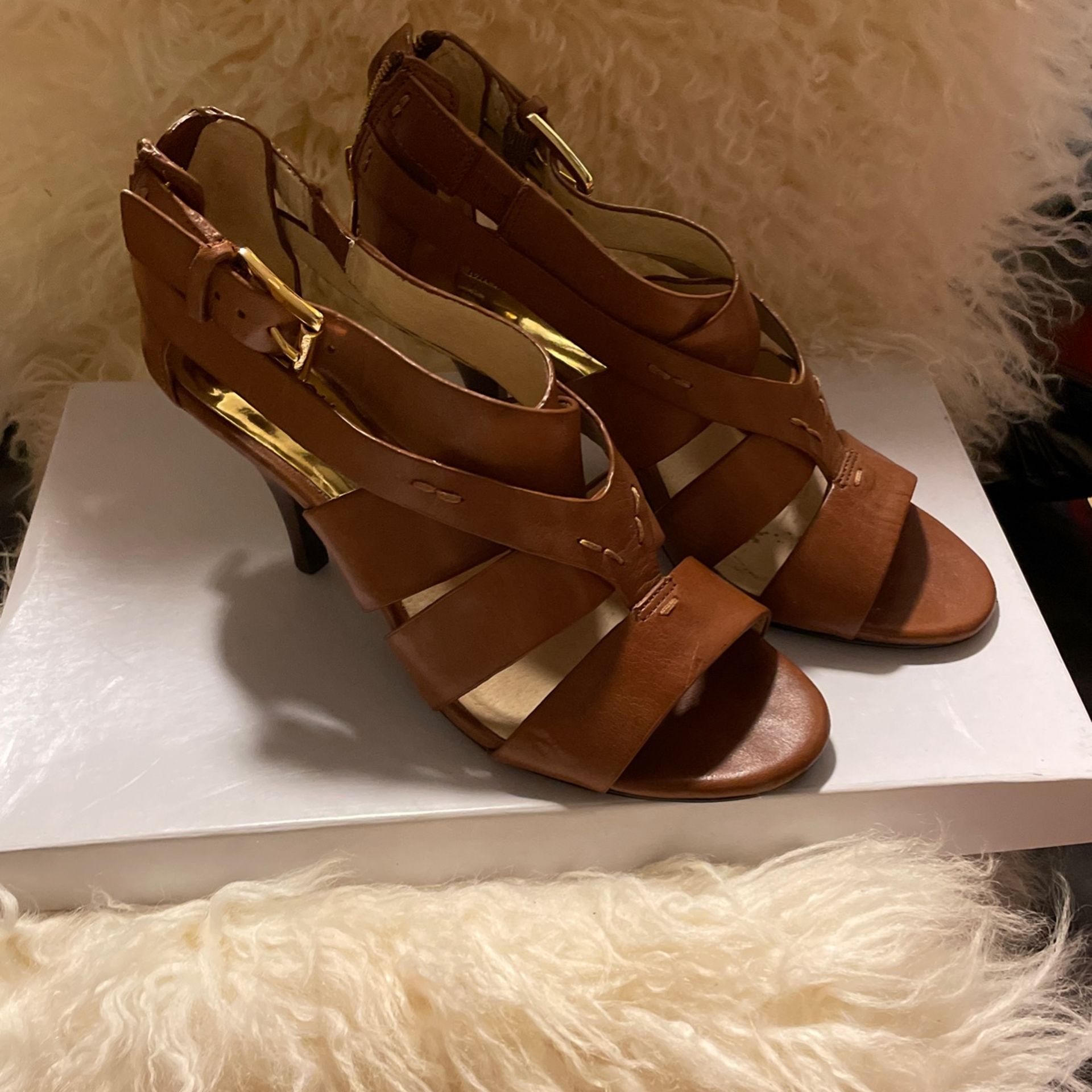 Michael Kors Low Heel Sandals Size 6.5