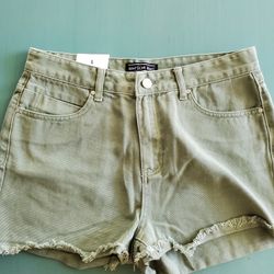 Green American Bazi Shorts