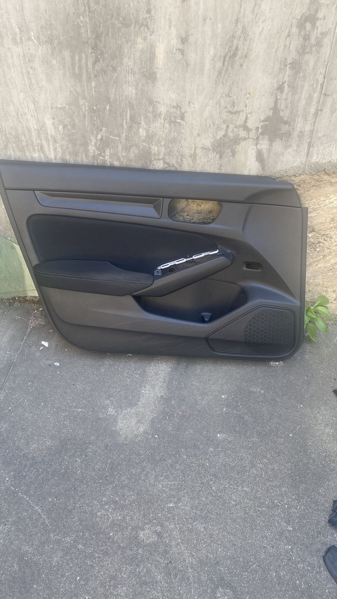 DRIVER SIDE DOOR PANEL