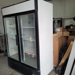 Commercial True Glass Door Freezer