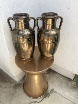 Pair Vases 