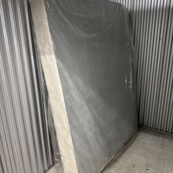 Free Box Spring (Queen)
