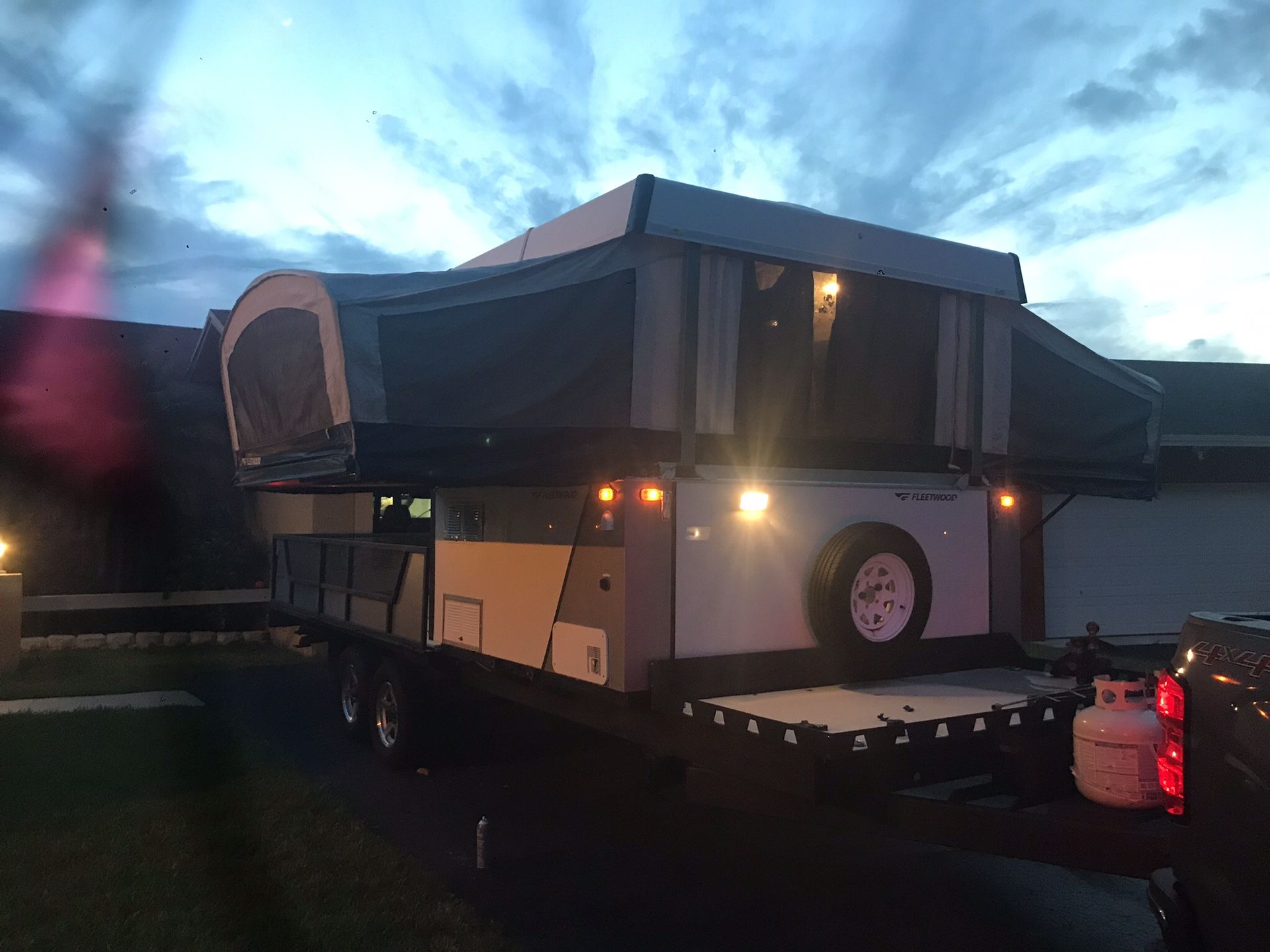 Toy hauler camper rv fleetwood scorpion s1 for sale or trade for Sale