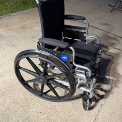 Medline Wheelchair 18in