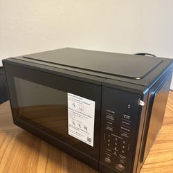 Slightly Used Microwave Oven 1000W