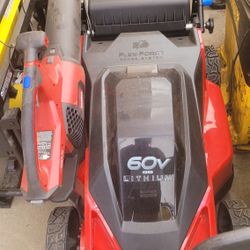 Lawnmower Toro  60v  Y Aspiradora  Toro