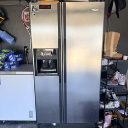 Refrigerator/Freezer Combo