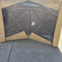 Toyota 2003 To 2008 Matrix New Hood In Box