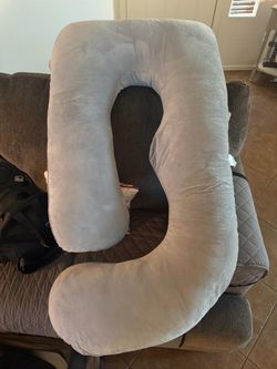 Pregnancy pillow