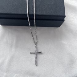Diamond Cross Pendant Necklace In Sterling Silver