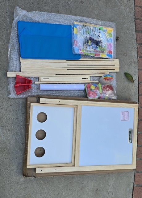Kids Easel Wooden Magnetic Chalkboard & Whiteboard with Paper Roll