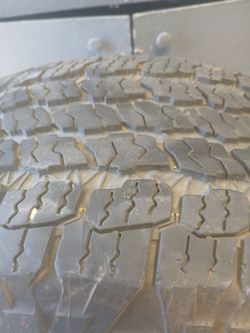 Goodyear wrangler all terrain adventure m+s 265/70/16