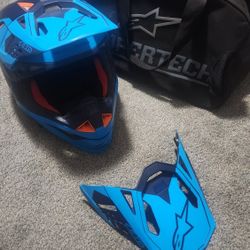 Alpinestars Moto Helmet Bag And Extra Visor