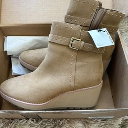 New Anne Klein Womens Size 8.5 PAMELA Faux Suede Studded Ankle Wedge Boots