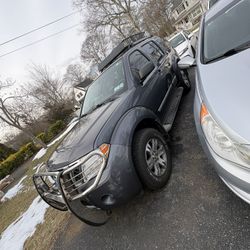 2011 Nissan Pathfinder Silver Edition