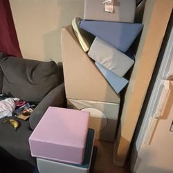 toddler climbing blocks 