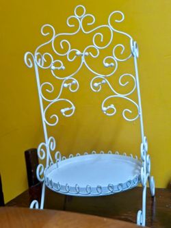 Vintage jewelry hanger in San Fernando 91340