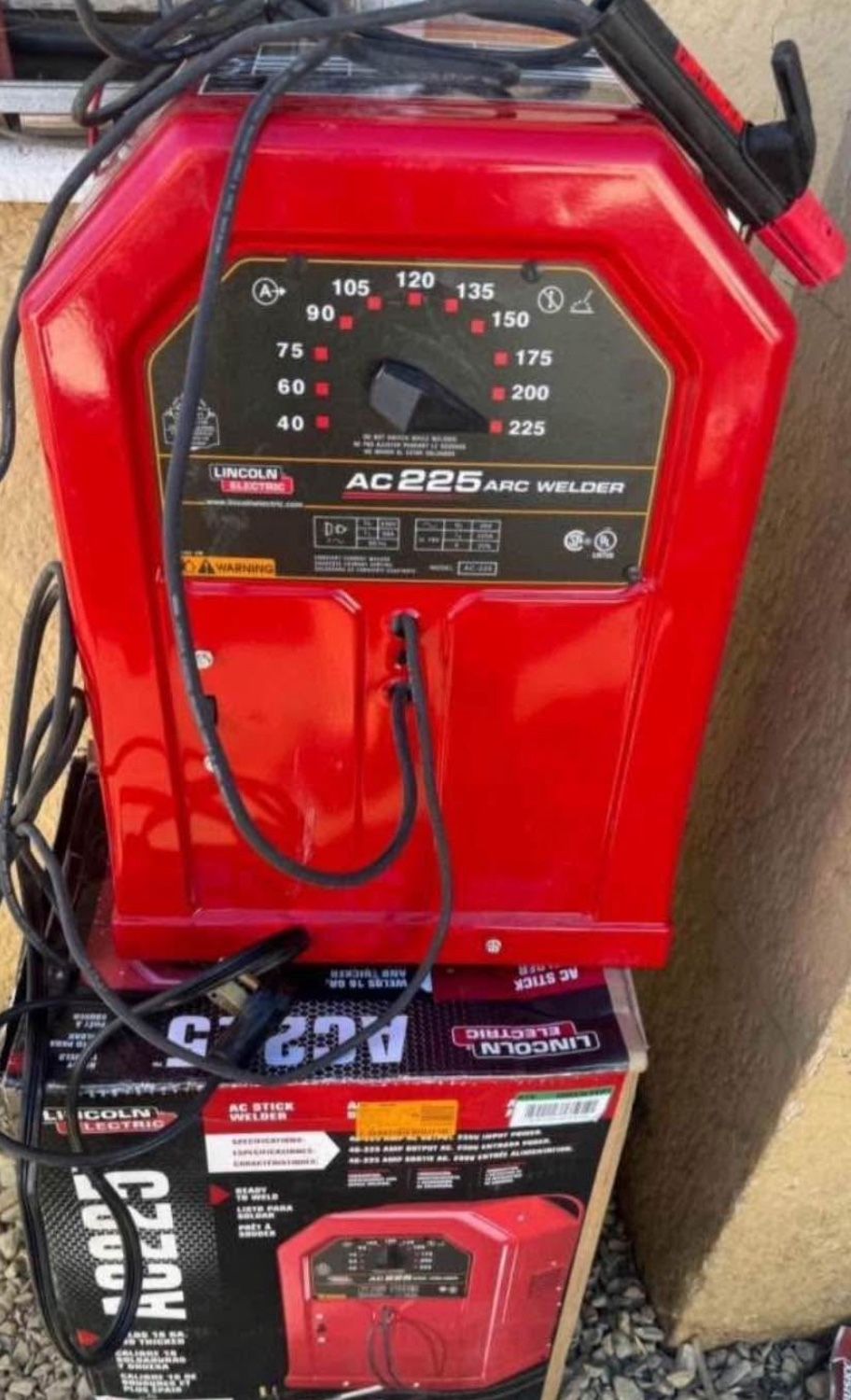Lincoln Electric 225 Amp Arc/Stick Welder AC225S, 230V
